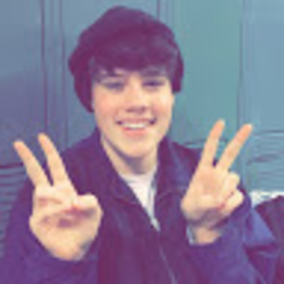 Meet your Posher, Ty - Picture 1 of 1